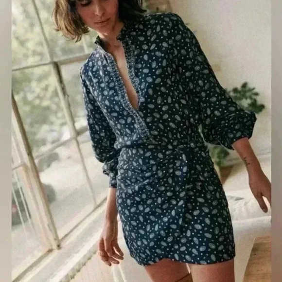 Sezane Dresses & Skirts - SEZANE Capri Floral Long Sleeve Wrap Mini Dress in Bandana Blue sz US 8 / FR 40